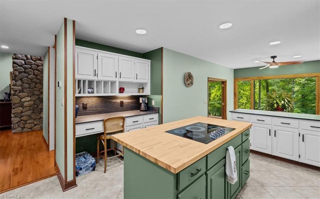 11 Culbreth Avenue, Thomasville, NC 27360