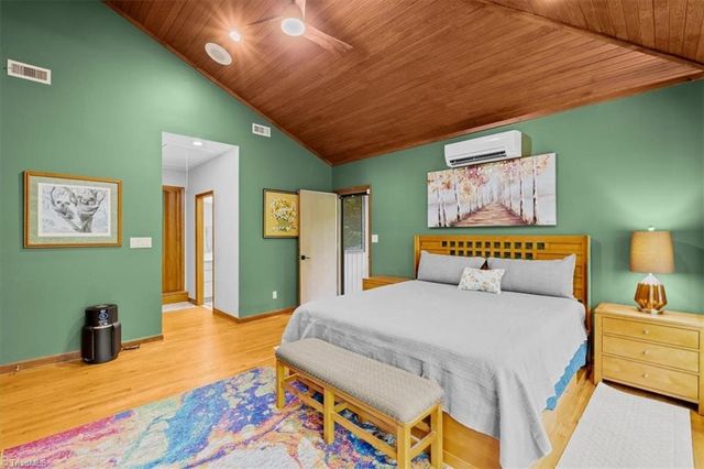 11 Culbreth Avenue, Thomasville, NC 27360