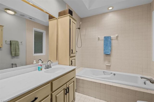 11 Culbreth Avenue, Thomasville, NC 27360