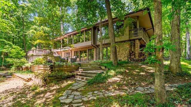 11 Culbreth Avenue, Thomasville, NC 27360