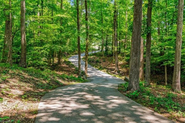 11 Culbreth Avenue, Thomasville, NC 27360