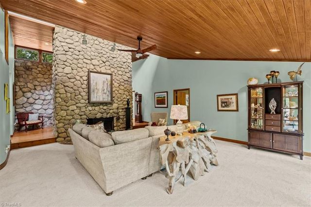 11 Culbreth Avenue, Thomasville, NC 27360
