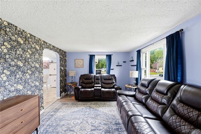 1834 Parker Boulevard, Tonawanda, NY 14150