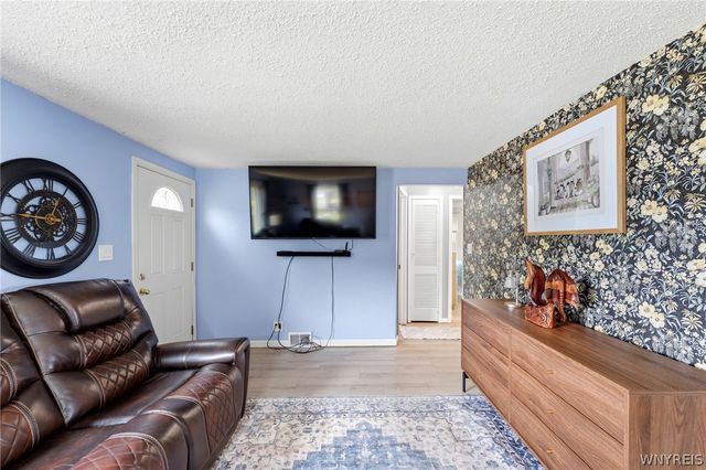1834 Parker Boulevard, Tonawanda, NY 14150