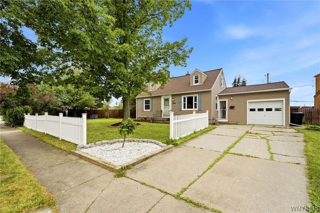 1834 Parker Boulevard, Tonawanda, NY 14150