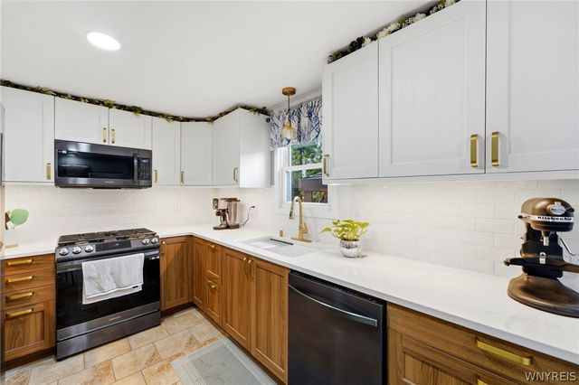1834 Parker Boulevard, Tonawanda, NY 14150