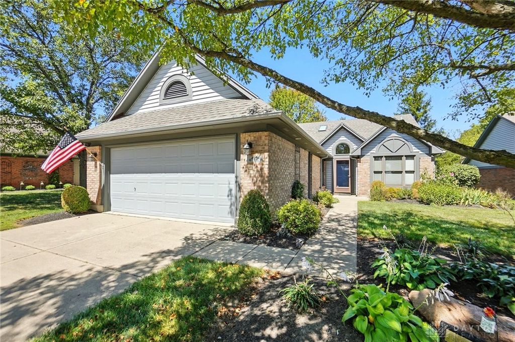 4964 Field Point Court, Dayton, OH 45440