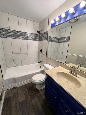 10436 Ewell Drive, St Louis, MO 63137