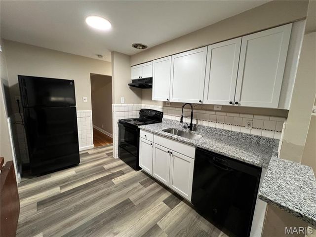 10436 Ewell Drive, St Louis, MO 63137