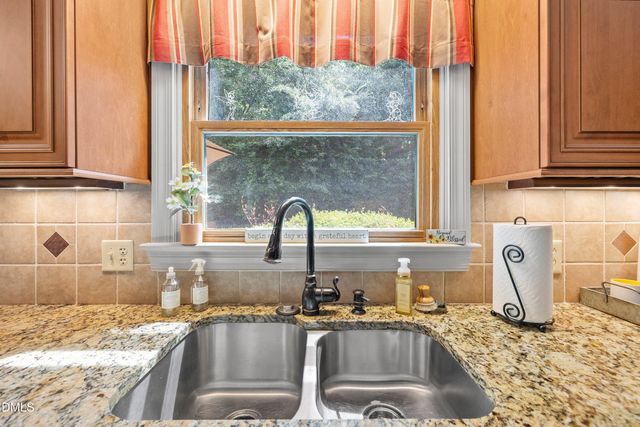 911 Emory Lane, Raleigh, NC 27609