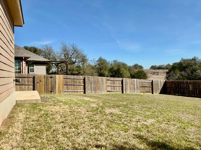 804 Crown Anchor BND, Georgetown, TX 78633