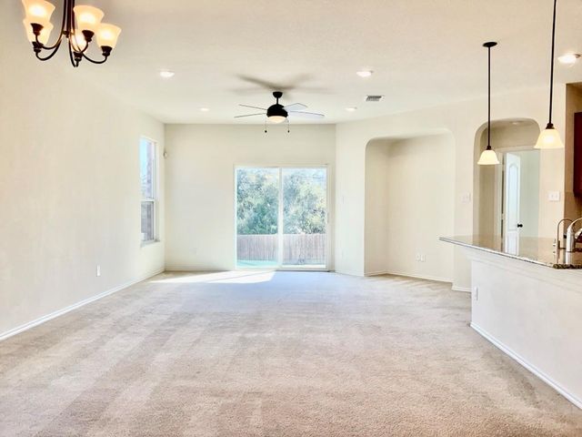 804 Crown Anchor BND, Georgetown, TX 78633