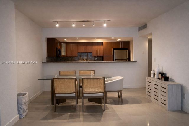 19380 Collins Ave 808, Sunny Isles Beach, FL 33160