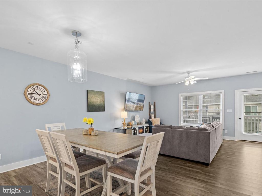 Image 18 of property listing at 212 25TH ST, Ocean City, MD 21842