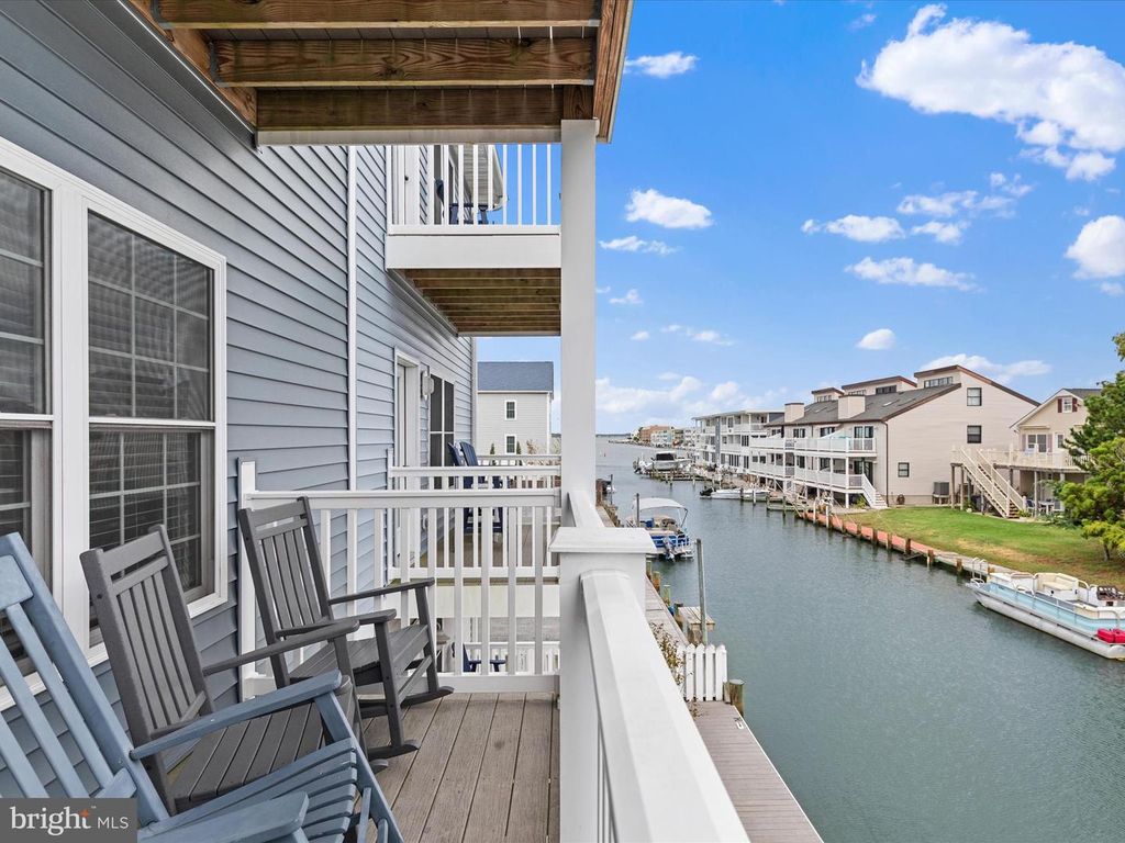 Image 28 of property listing at 212 25TH ST, Ocean City, MD 21842