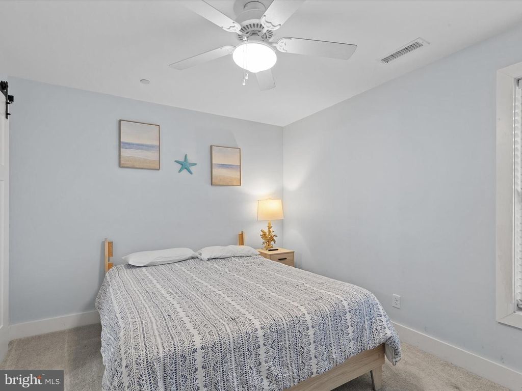 Image 31 of property listing at 212 25TH ST, Ocean City, MD 21842