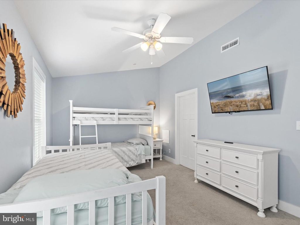 Image 35 of property listing at 212 25TH ST, Ocean City, MD 21842