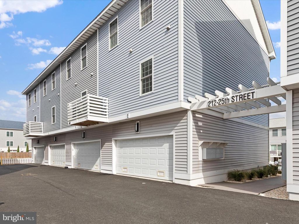 Image 54 of property listing at 212 25TH ST, Ocean City, MD 21842