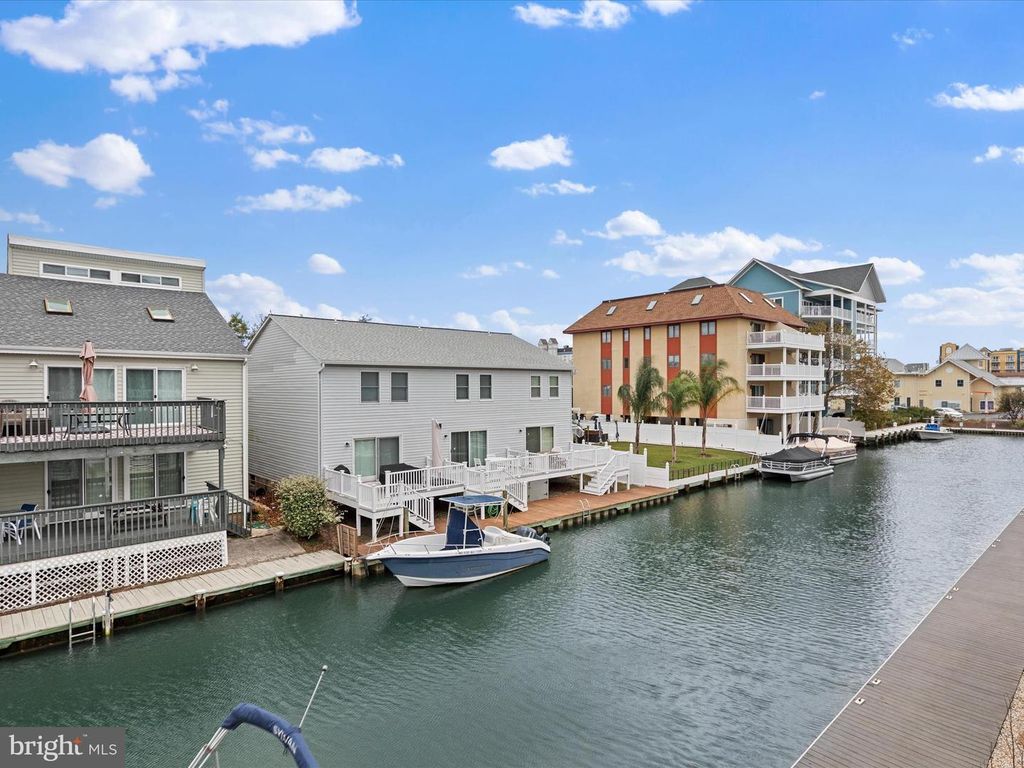 Image 63 of property listing at 212 25TH ST, Ocean City, MD 21842