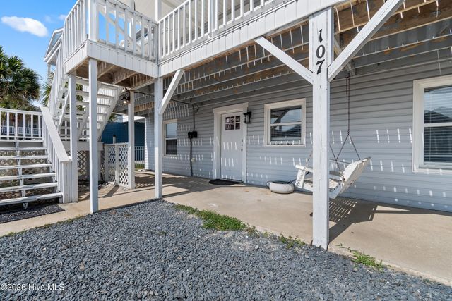 107 Lions Paw Street, Supply, NC 28462