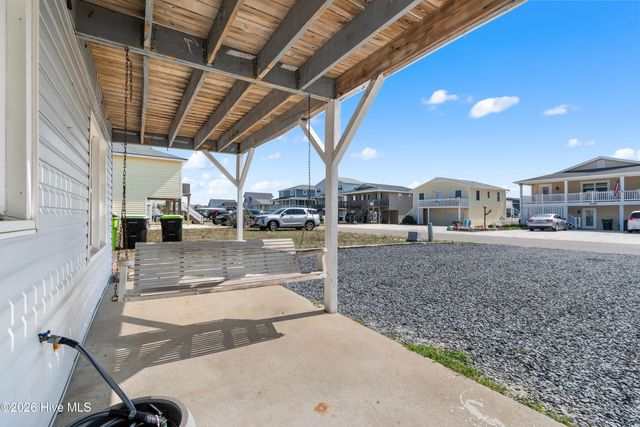 107 Lions Paw Street, Supply, NC 28462