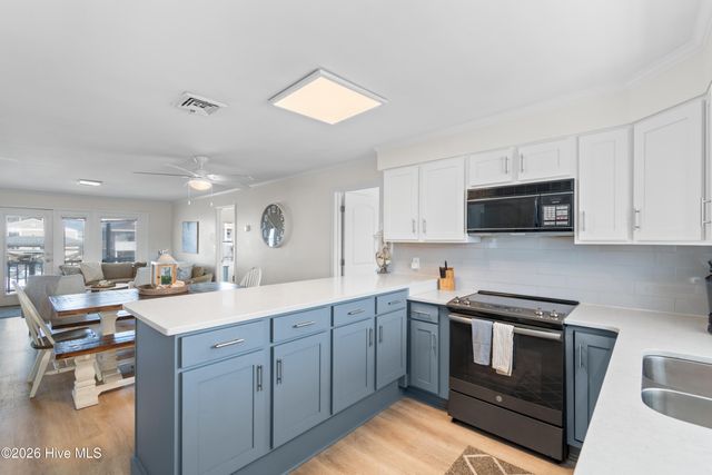 107 Lions Paw Street, Supply, NC 28462