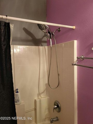 1972 W 20TH Street E 3-7, Jacksonville, FL 32209