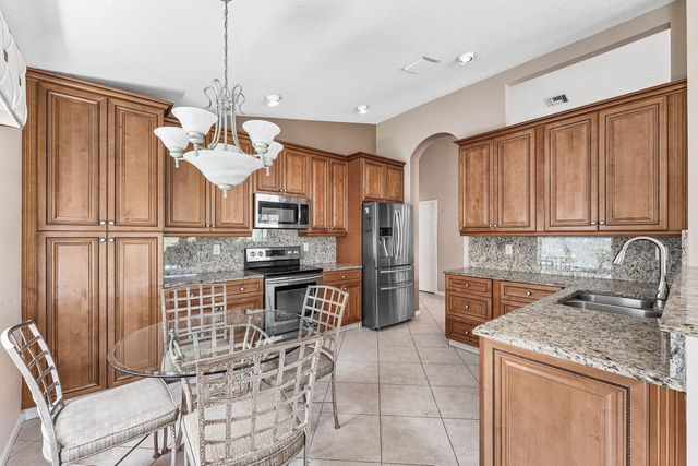 7385 Haviland Circle, Boynton Beach, FL 33437