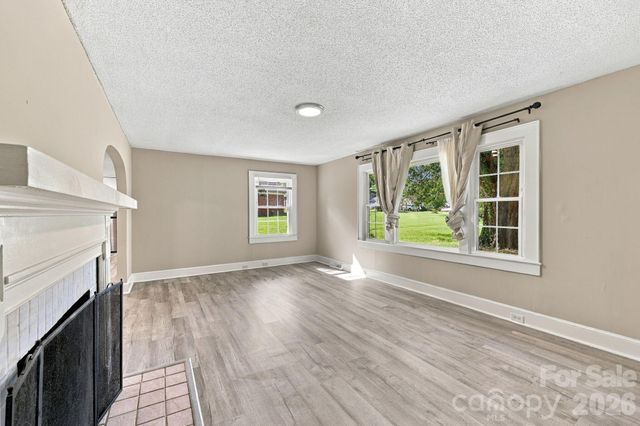 909 Rhode Island Avenue, Kannapolis, NC 28083