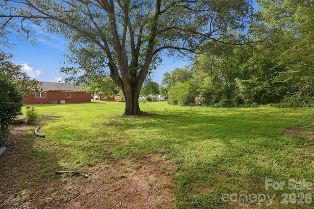 909 Rhode Island Avenue, Kannapolis, NC 28083