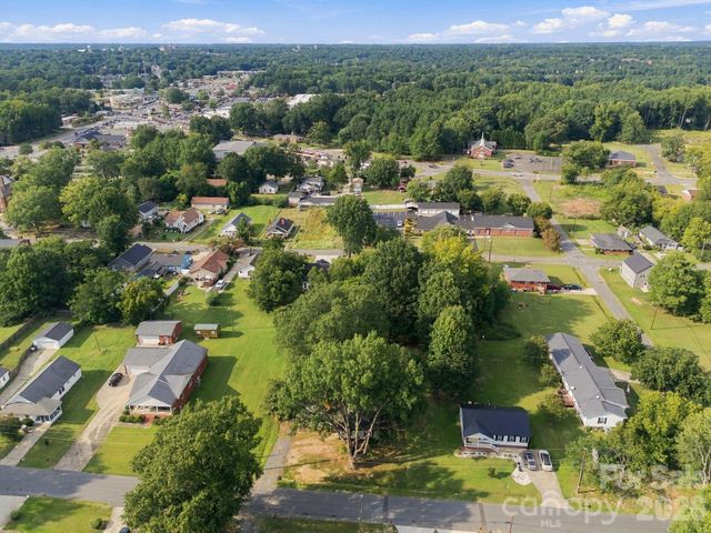 909 Rhode Island Avenue, Kannapolis, NC 28083