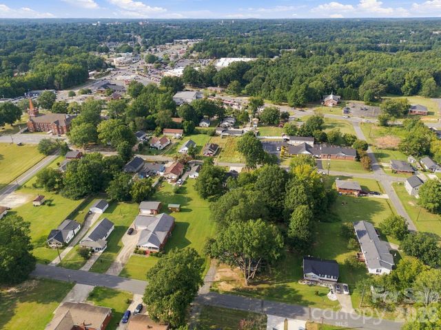 909 Rhode Island Avenue, Kannapolis, NC 28083