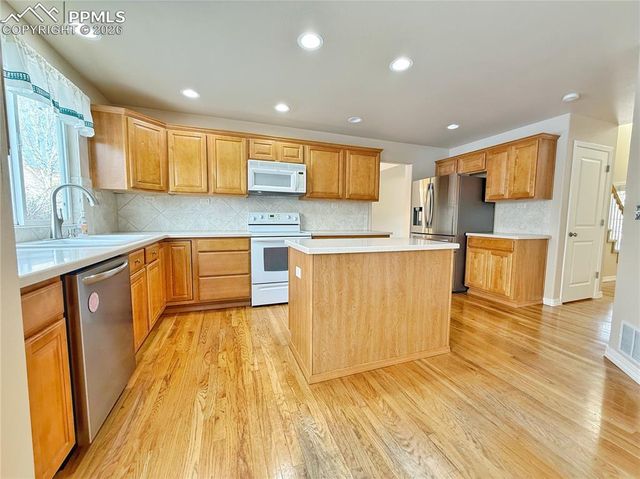 5698 Arrowleaf Drive, Colorado Springs, CO 80923