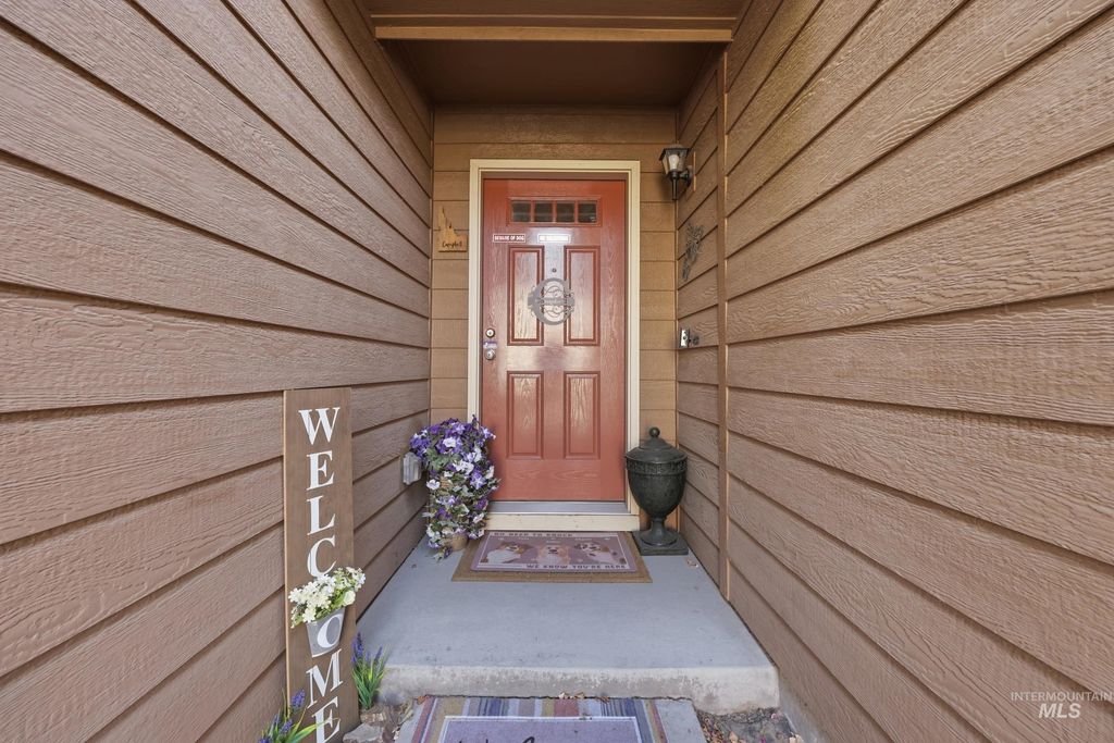 6816 S Mistyglen, Boise, ID 83709 photo 4