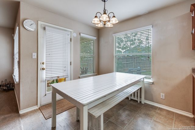 8011 Chisos Oak, San Antonio, TX 78223