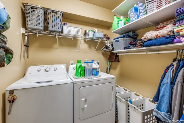 8011 Chisos Oak, San Antonio, TX 78223