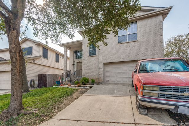 8011 Chisos Oak, San Antonio, TX 78223