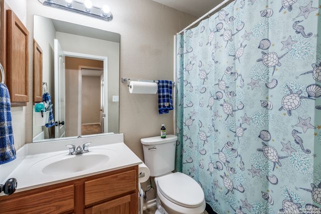 8011 Chisos Oak, San Antonio, TX 78223