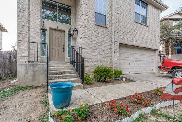 8011 Chisos Oak, San Antonio, TX 78223