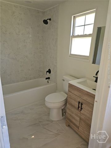 14 W 54th Street, Savannah, GA 31405