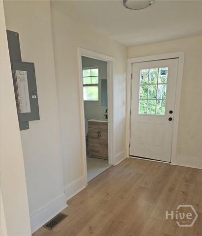 14 W 54th Street, Savannah, GA 31405