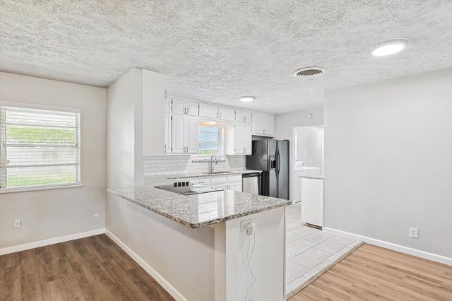 2120 Nottingham Boulevard, Fort Worth, TX 76112