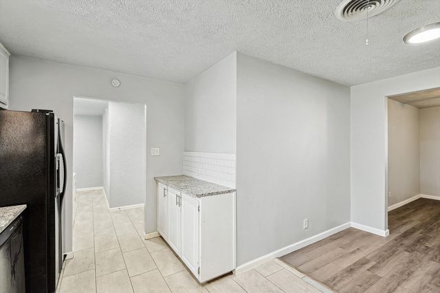 2120 Nottingham Boulevard, Fort Worth, TX 76112