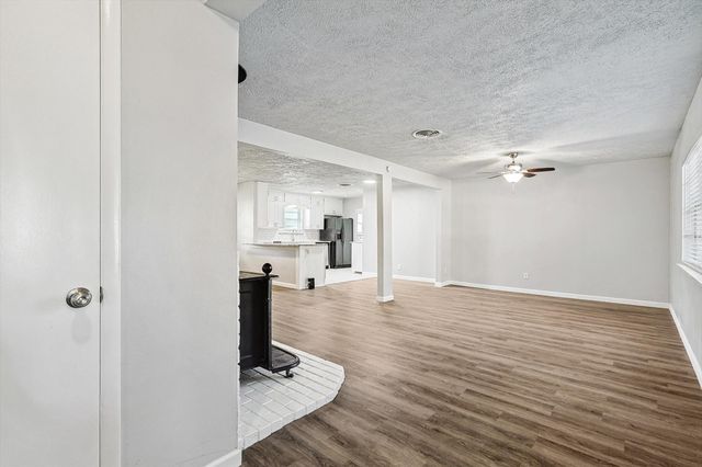 2120 Nottingham Boulevard, Fort Worth, TX 76112