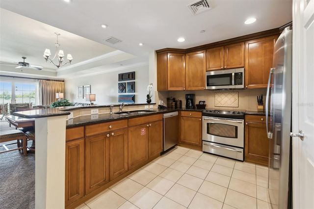 1356 CENTRE COURT RIDGE DRIVE 303, Kissimmee, FL 34747