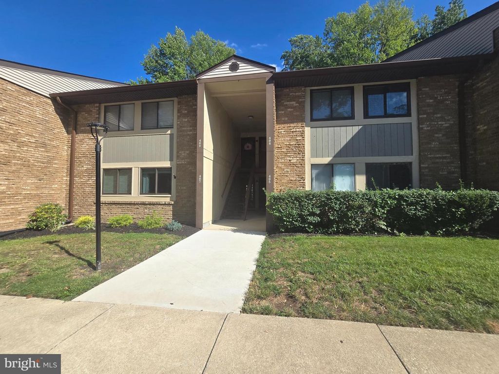 115 E KINGS HWY #406, MAPLE SHADE, NJ 08052 — exterior