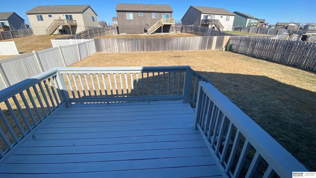 13911 Springview Drive, Bellevue, NE 68133