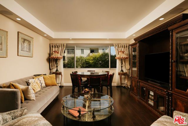 10450 Wilshire Boulevard 4J, Los Angeles, CA 90024