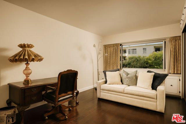 10450 Wilshire Boulevard 4J, Los Angeles, CA 90024