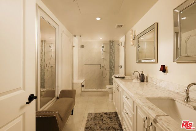 10450 Wilshire Boulevard 4J, Los Angeles, CA 90024
